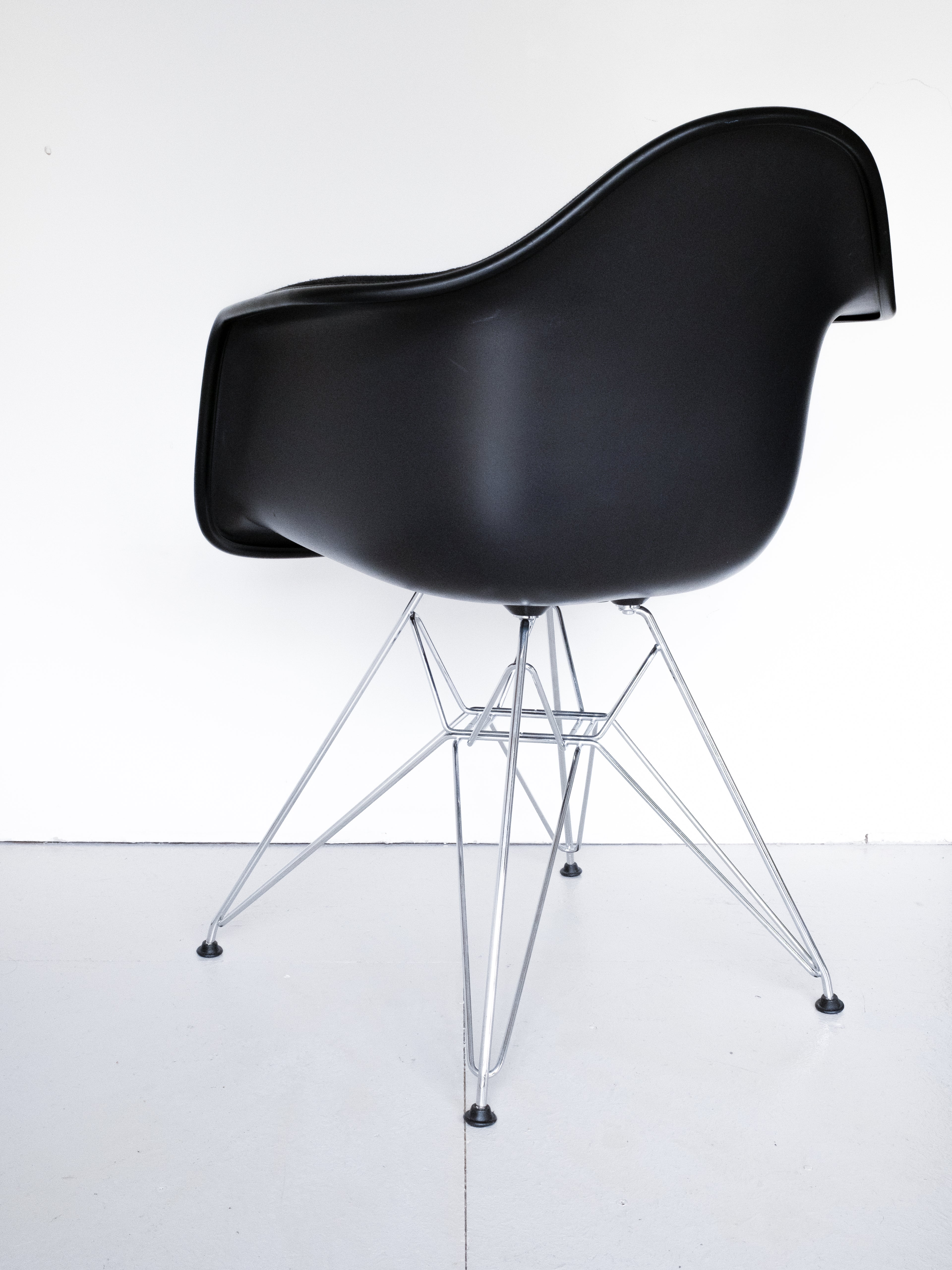 Eames Plastic Armchair DAR by Charles and Ray Eames for Vitra, back side, chrome legs, mid-century modern design