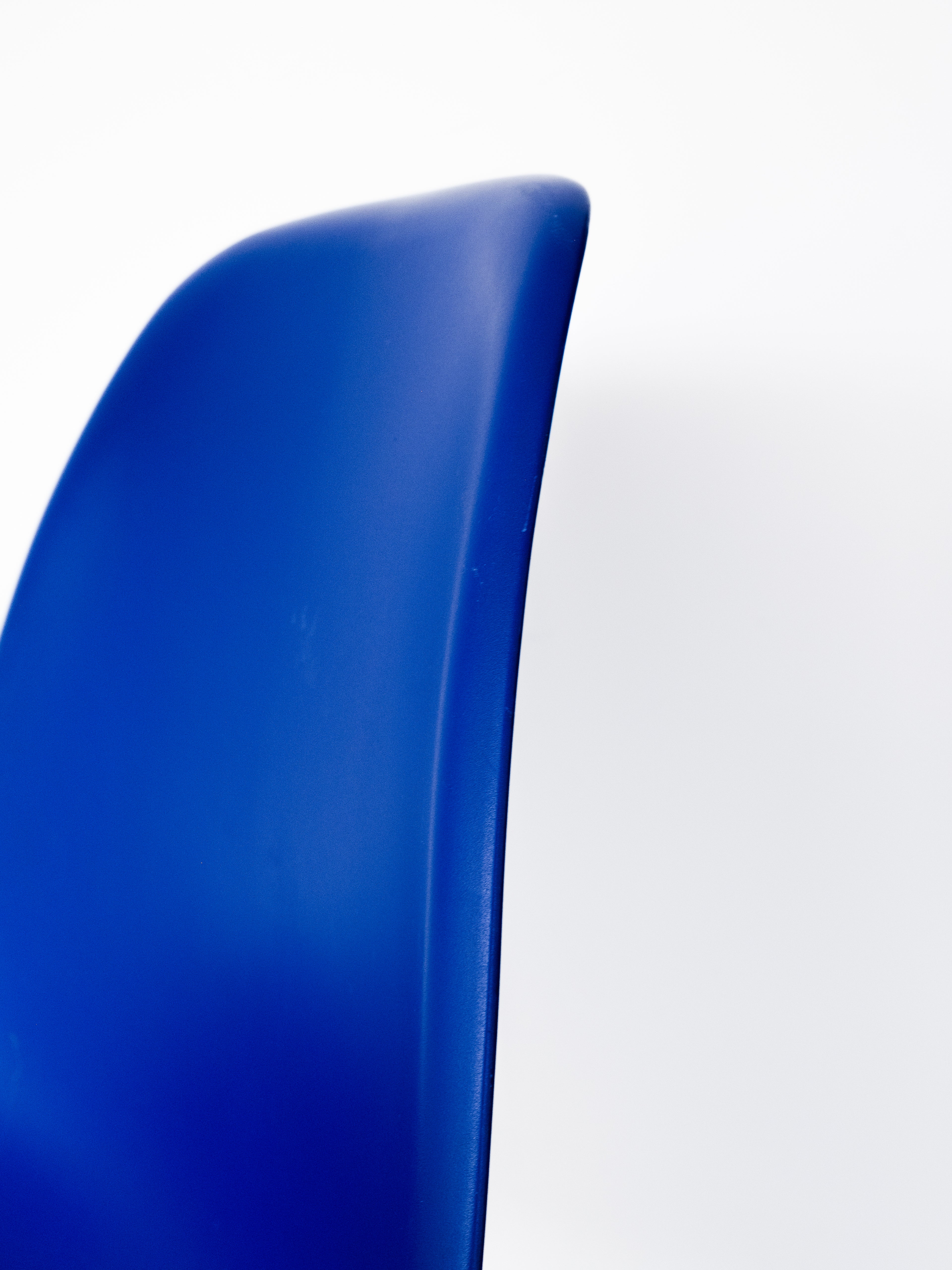 Blue Eames DSS shell seat detail, Vitra